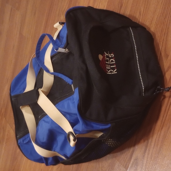 Vintage Kelty Kids Bag Pack Sport Duffle Travel Sleep Camping - Picture 1 of 4